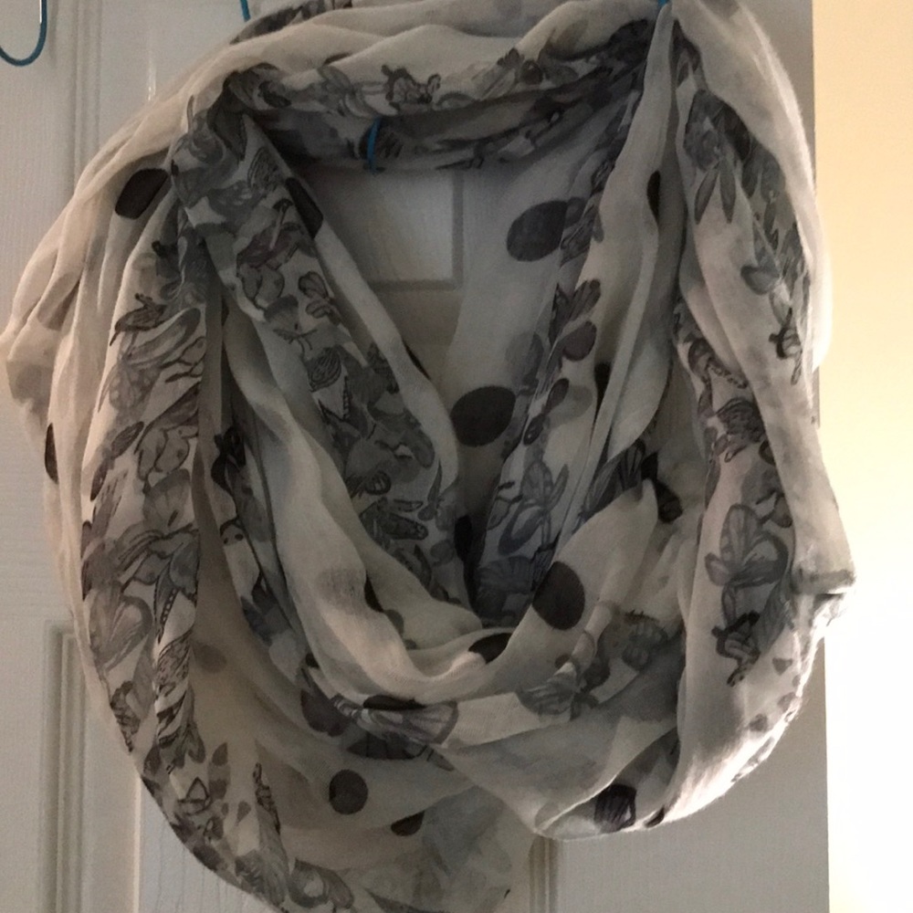 Infinity scarf